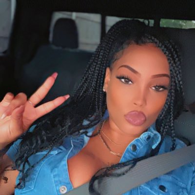 Reine___Tann's tweet photo. #NewProfilePic ✌🏽 https://t.co/09i9niTMRT