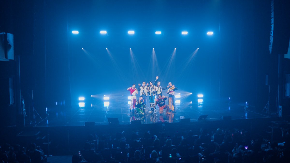 TPST__official's tweet photo. [🎬TEMREC] 

TEMPEST - DIVE｜Showcase Stage Video

▶ https://t.co/Lbo3lAQgnv

#TEMPEST #템페스트
#폭풍속으로 #DIVE
#한빈 #형섭 #혁 #은찬
#LEW #화랑 #태래 https://t.co/9oRatd7p3H