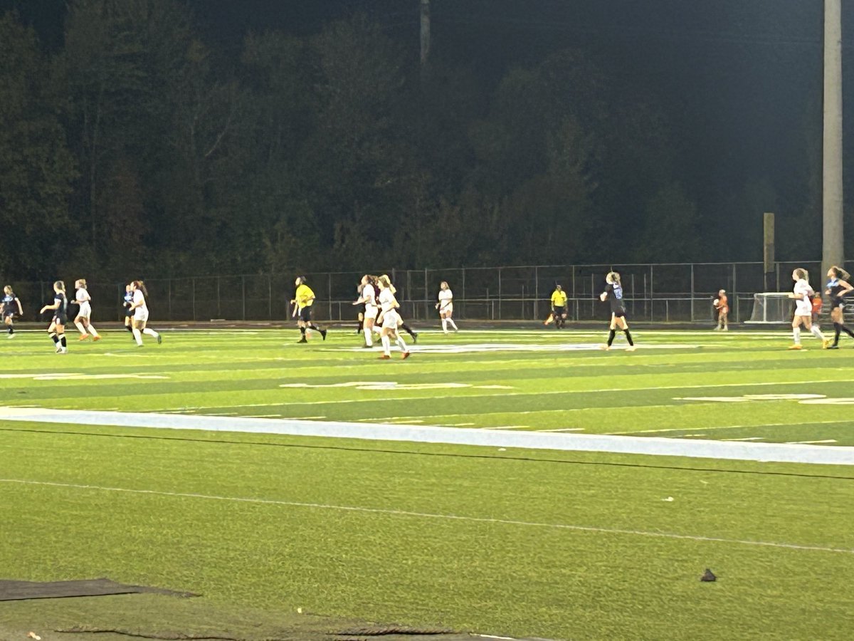 ⁦@hdhsgirlssoccer⁩ played Thomas to a tie tonight in league play, 0-0. Good job Panthers!