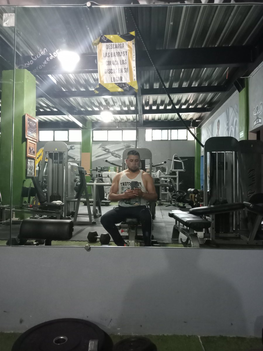 VikHugo2's tweet image. 