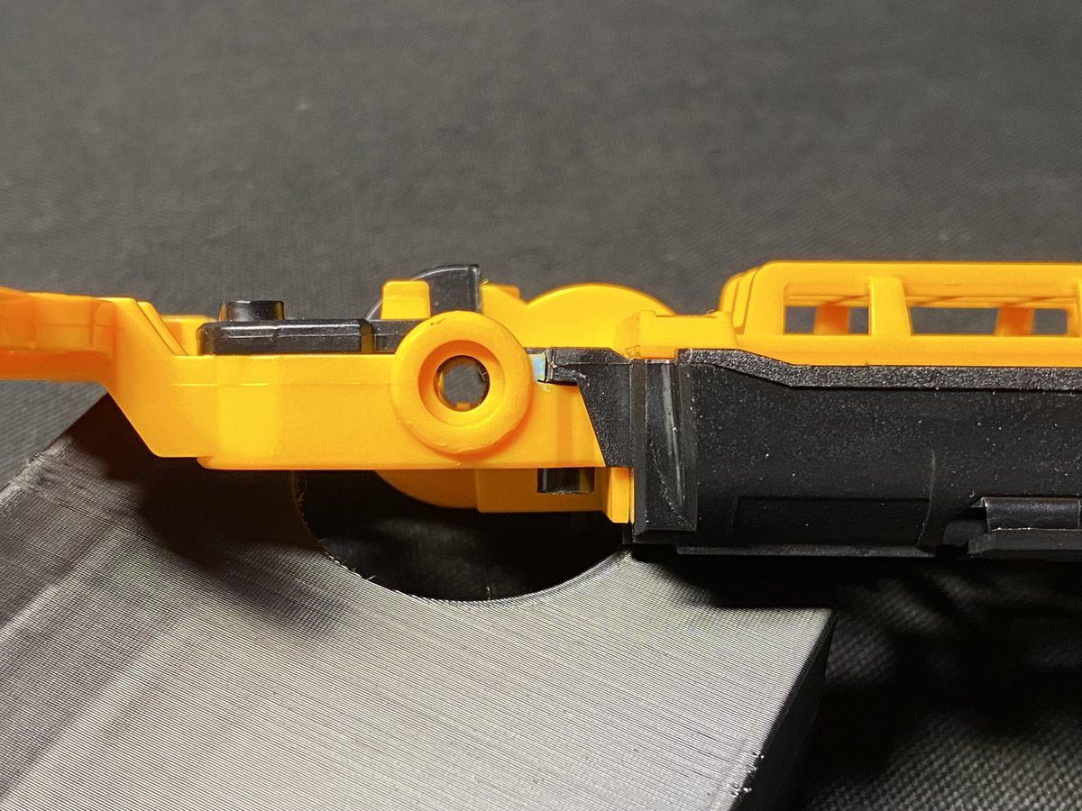 CherisCraft's tweet photo. MS-F/R・Unit TaperCutGuide S
約1.70㎜ショートストローク仕様
ピッチングの動きを規制するストッパー残しカット対応。
ワインドアップ(アクスルのバタつき)を抑制する。
10月6日発売
https://t.co/03UqVKM1hz
#ミニ四駆 #mini4wd #ちぇりすくらふと
#MSchassis #MSフレキ #MSflexible https://t.co/EmF7TKBtL9