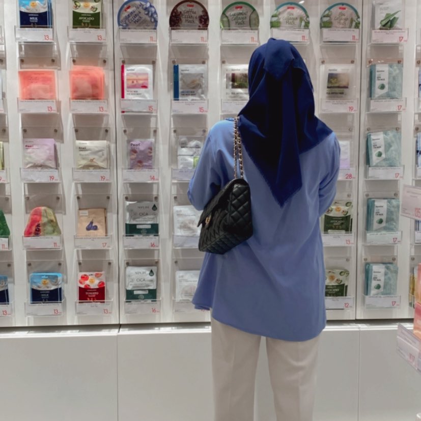 hadneitawsir's tweet photo. @ohmybeautybank Tas kerja, tas main yg sering dipake 👌🏼 https://t.co/SzclBmUEVb