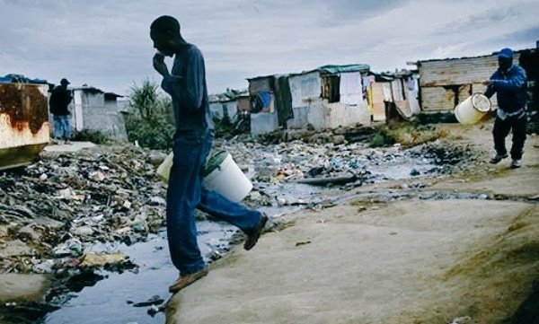 ☀️Vukani! 

 ⚖️📚 | Are you aware that when a government fails to meet the basic needs of citizens, it's unconstitutional? It is treason actually...because it is a violation of that country's constitution and human rights.

If you read any Constitution in any so called