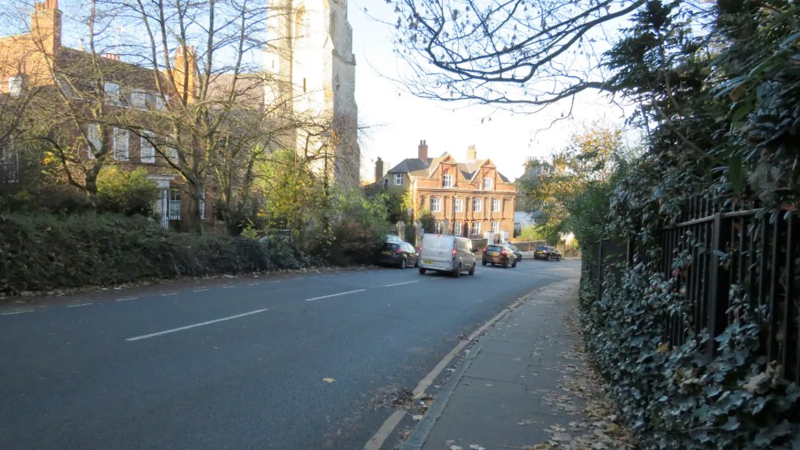 Two days left to respond to the East and West Greenwich consultation. Here is our view on why Option A is the preferable outcome for health, active travel and the climate greenwichcycle.wordpress.com/2023/09/29/our…