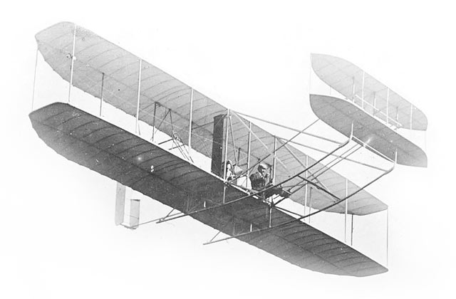 Interestin_Fax's tweet photo. 5 Oct 1905 The Wright Flyer III, piloted by Wilbur Wright, flew 24 miles in 39 minutes 23 seconds, longer than the total duration of all flights to date. 4 days later, they wrote to Secretary of War William Howard Taft offering to sell it. #InterestingFacts #WrightBros https://t.co/kTHsVEiSU8