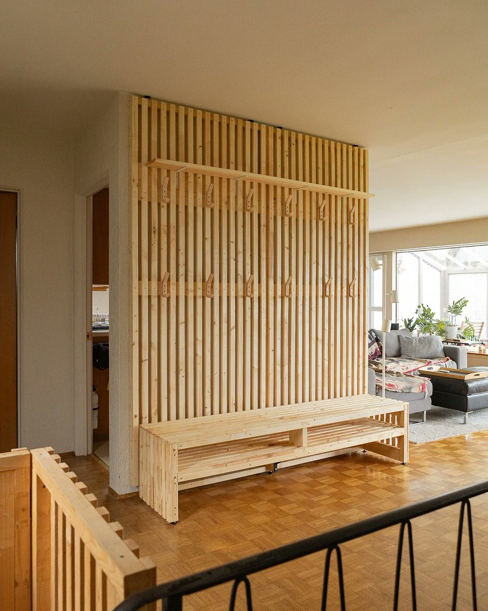 bolducdesign's tweet photo. Entry wall complete! Built entirely using local SPF wood; a mix of 1x2, 2x2, 2x4 and 2x6.  The shelf is a single 3/4" pine board running nearly the whole length of the wall.  Finished with a couple coats of clear satin wipe-on poly. ✨

#Design #Furniture #bolducdesign https://t.co/2dcgnAcpSI