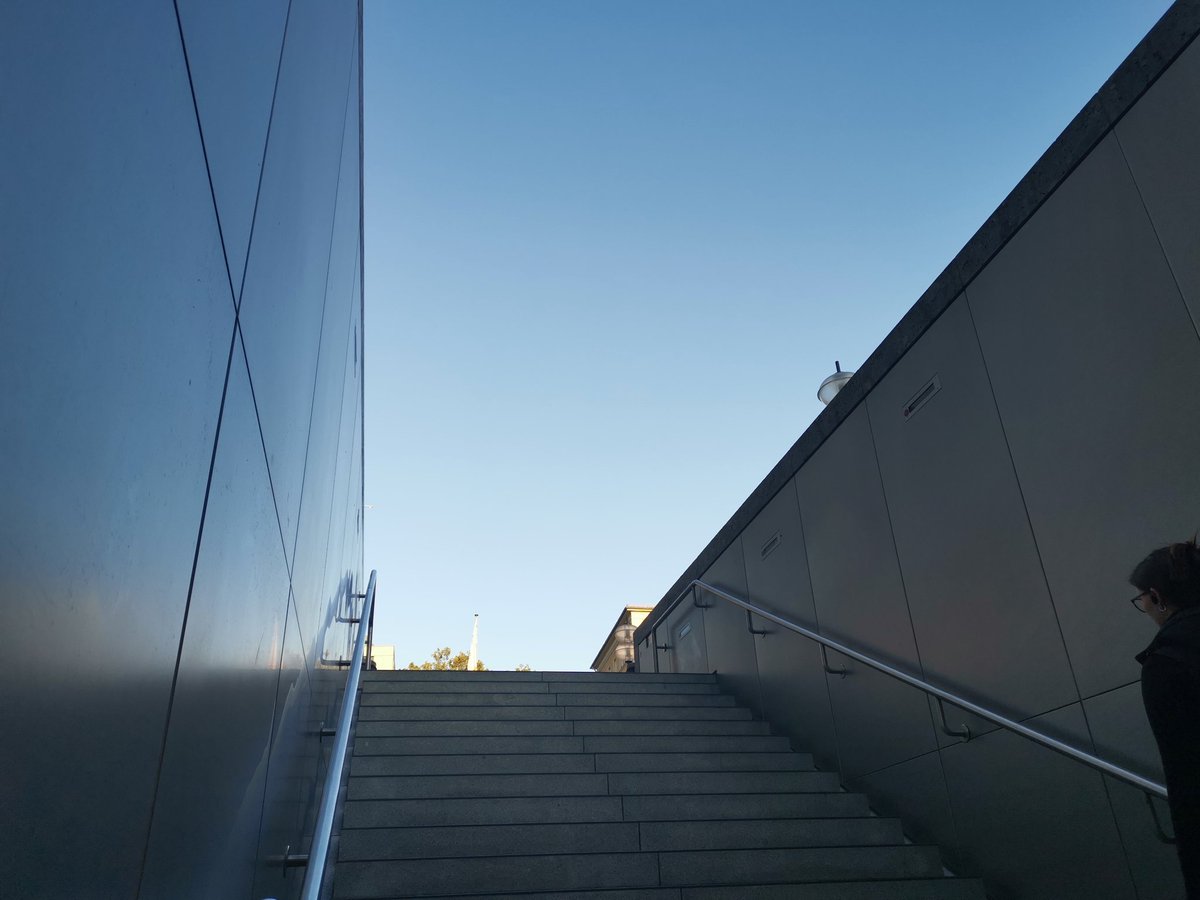 Ich bin jetzt dort und werde immer öfter dort sein. Ihr findet mich dort ebenfalls unter MarkusPfl. Ich möchte dort auch wieder aktiver sein. Hier war ich ja aus bekannten Gründen in den letzten Monaten eher passiv unterwegs.