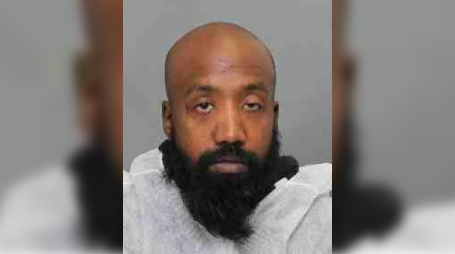 TamilWorldstar's tweet photo. 32-year-old man charged with human trafficking drugged woman, made her work as escort https://t.co/VoXDhlqqQG