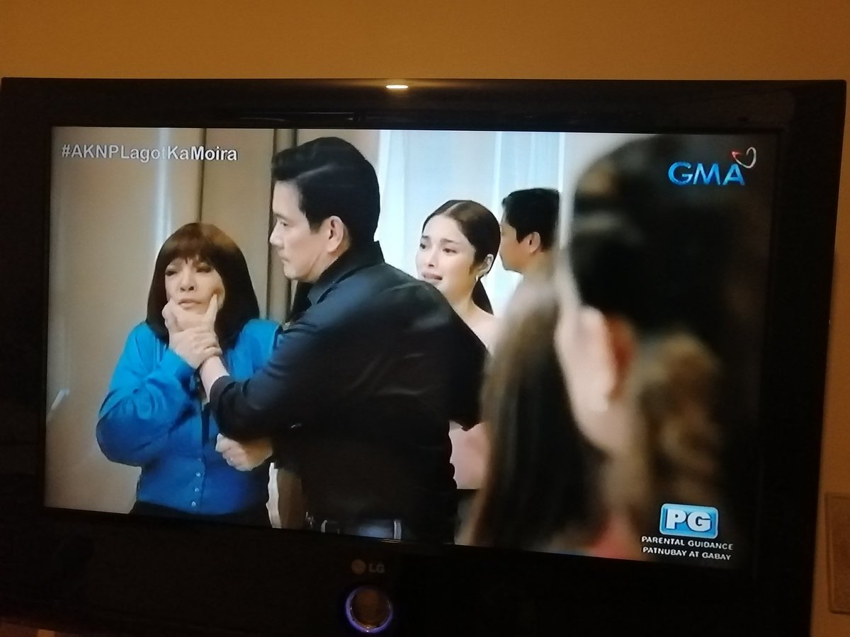 Sa sobrang gigil much ni RJ kay Dora ah este Moira na squeeze na mukha niya

#AKNPLagotKaMoira