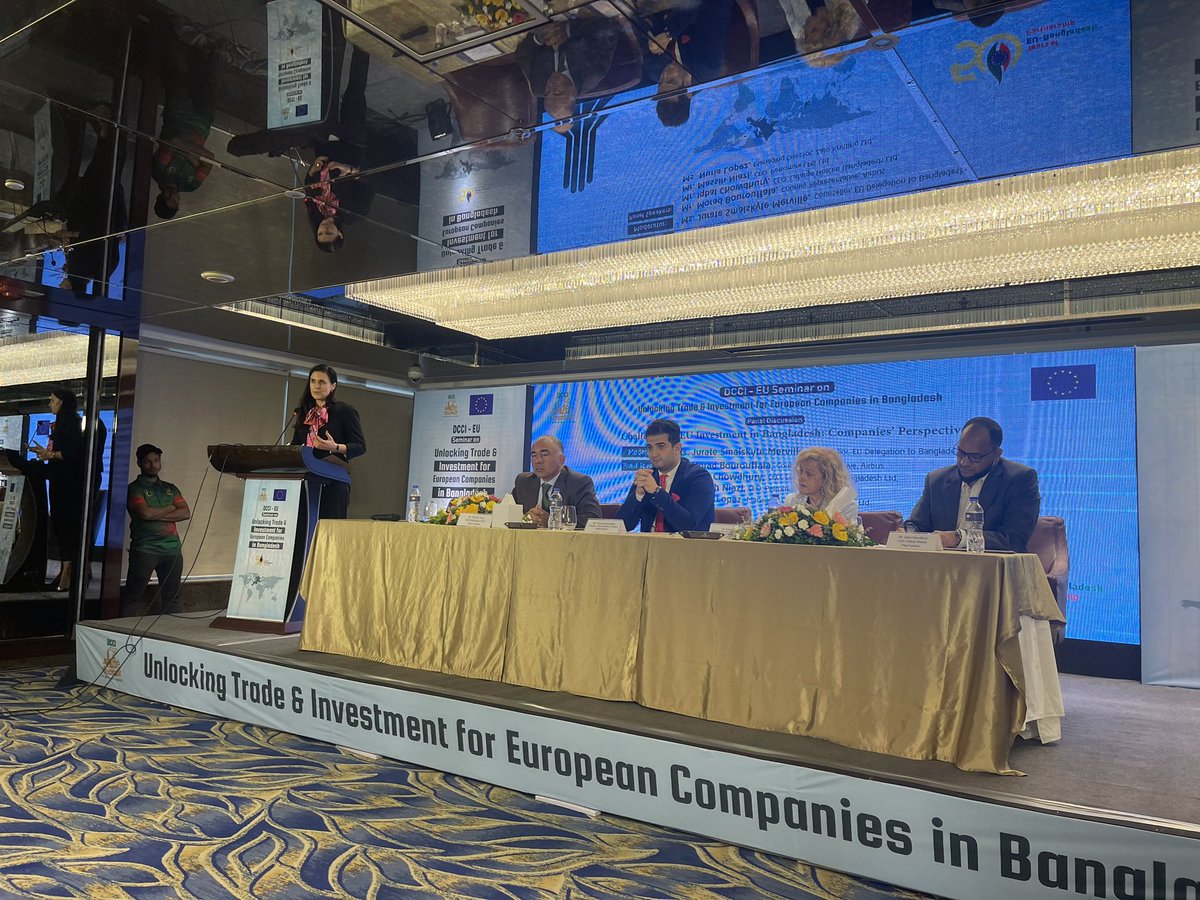 CWhiteleyEU's tweet photo. Ample ideas from business for further facilitating 🇧🇩🇪🇺commercial ties at the event on “Unlocking Trade and Investment for European Companies in 🇧🇩” organised by #DCCI and 🇪🇺Delegation- thanks to Hon Commerce Minister and BIDA Chairman for their presence. https://t.co/a8bB1sEUqO