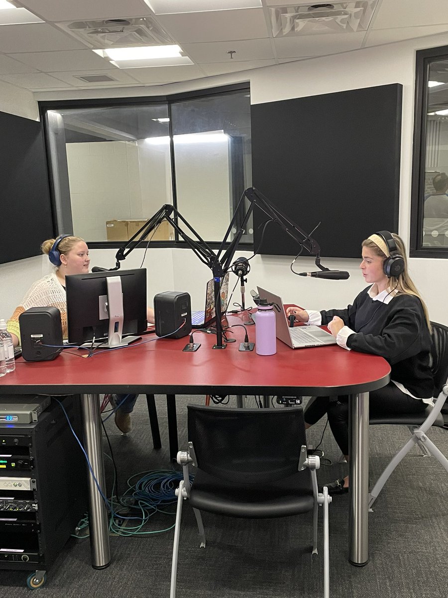 Hosts Katrina Spangler and Sydney Huston keeping us updated on some close races in Brandon as we approach 10PM.