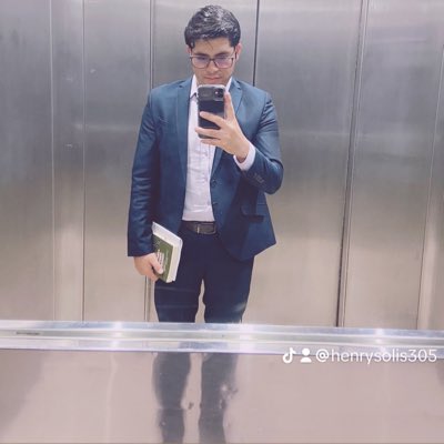 henrysolis305's tweet photo. #NuevaFotoDePerfil https://t.co/SKhCoUCE4x