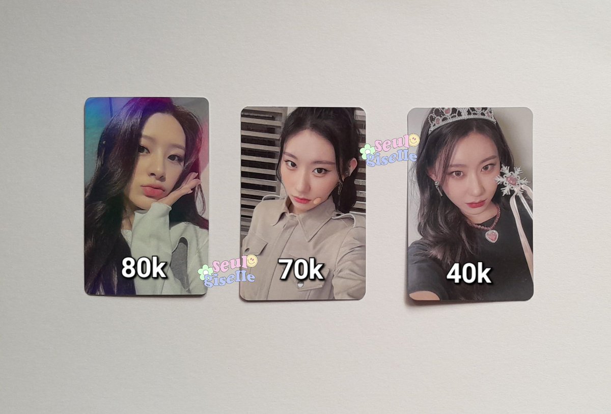 seulgizelle's tweet image. want to sell, 
- seeun young luv 
- chaeryeong checkmate lucky draw ktown
- chaeryeong crown 

all prices exclude admin fee
shipping from surabaya, shopee available

tags. wts itzy pob stereotype stayc dom pc photocard ld youngluv lfb ina
#pasaritzy #pasarstayc