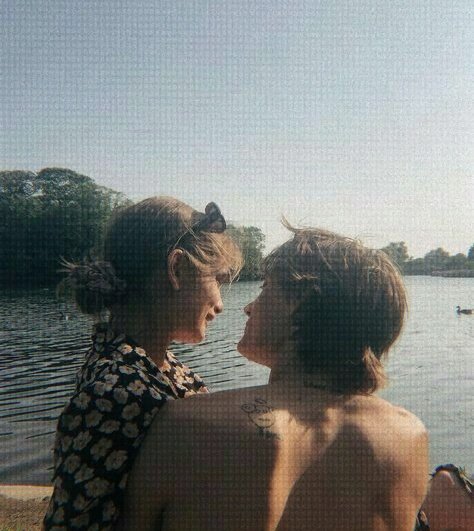 lostinsoleil's tweet photo. ㅤ
ㅤㅤヰ 𝖳𝗋𝖺𝖼𝗄.𝖮𝟣ㅤ—ㅤ𝐒𝖾ñ𝗈𝗋 .
ㅤㅤㅤㅤ 𝗒o me pierdo en tus ojos
ㅤㅤㅤㅤ 𝗎na y otra vezㅤ ٬ ㅤ𔓕     .
ㅤ https://t.co/U687i8oSIF