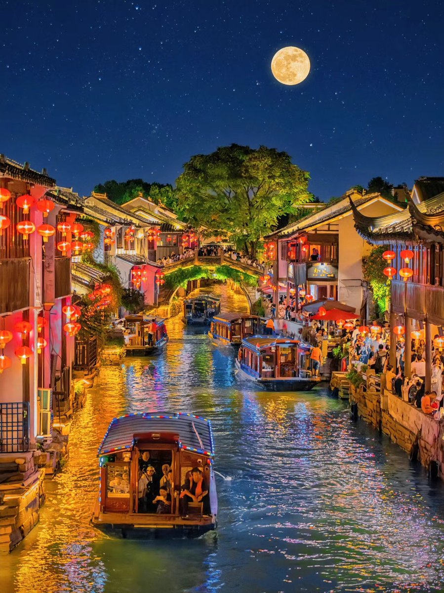 Su Zhou China https://t.co/URgfyQEwPb