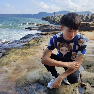 #NewProfilePic (新個人資料照片)