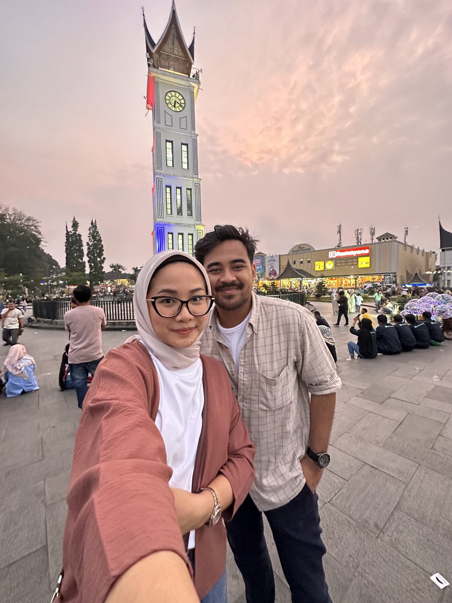 prasetya_yudhi's tweet photo. It all started with some random chats and talks, but now you mean the world to me ❤️ https://t.co/rHNDEhQGlm