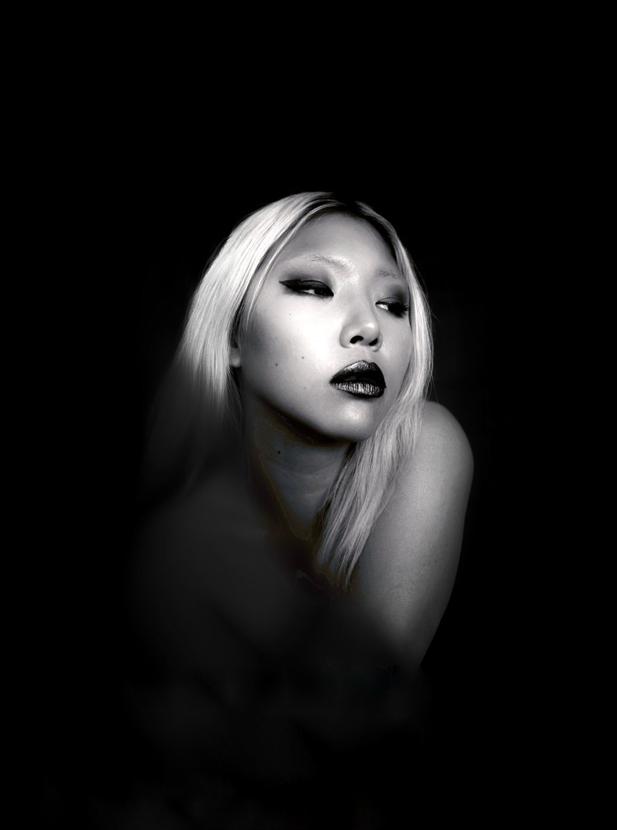 jkitsjoni's tweet photo. In the Dark

Photographer and Makeup Artist: Walid Cairo Elfar (https://t.co/6UXtirf55i)

#model #blonde #toronto #montreal #canada #Quebec https://t.co/0l9sZIop6o
