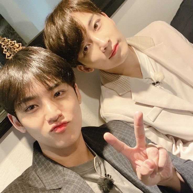 Happy birthday, @blakepogii!! Wishing you the happiness you deserve. Enjoy your day! 🎂🎉