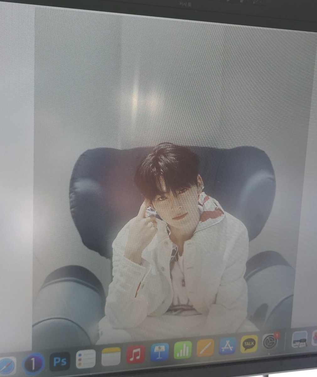 haobinbubble's tweet image. — 231004🫧 [☘️] 📸