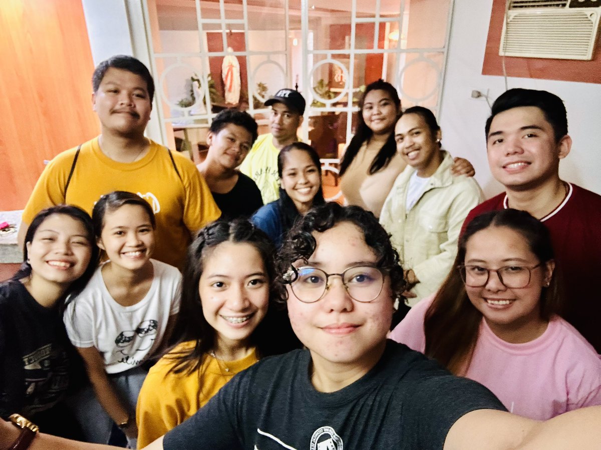 YACmomqpm's tweet photo. Youth Ministries Activity for Sunday, October 01, 2023:
#DrawnToFollow #PromoteTheGospel
#PromotionToLOVEtheWORDofGOD
#YAC #YMAC #SYM #SVDyouth
#ServeOthers #UnfailingGrace
#EmpowerTheYoung #WEareBACK!
#SVDyouth #ShrineYouth #DSJDWyouth https://t.co/FPSAhmqidk