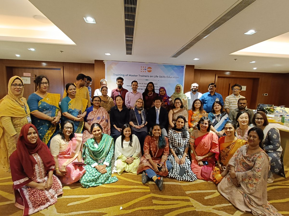 UNFPABangladesh's tweet photo. Empowering Bangladesh's Future 💫
Recently, we've just wrapped up an eight-day "Training of Master Trainers" focusing on gender-transformative life skills education 📚.
👉Read more here: https://t.co/wCuGSLAYi5
#GPECM @GPChildMarriage https://t.co/bVwR7ZDMUj