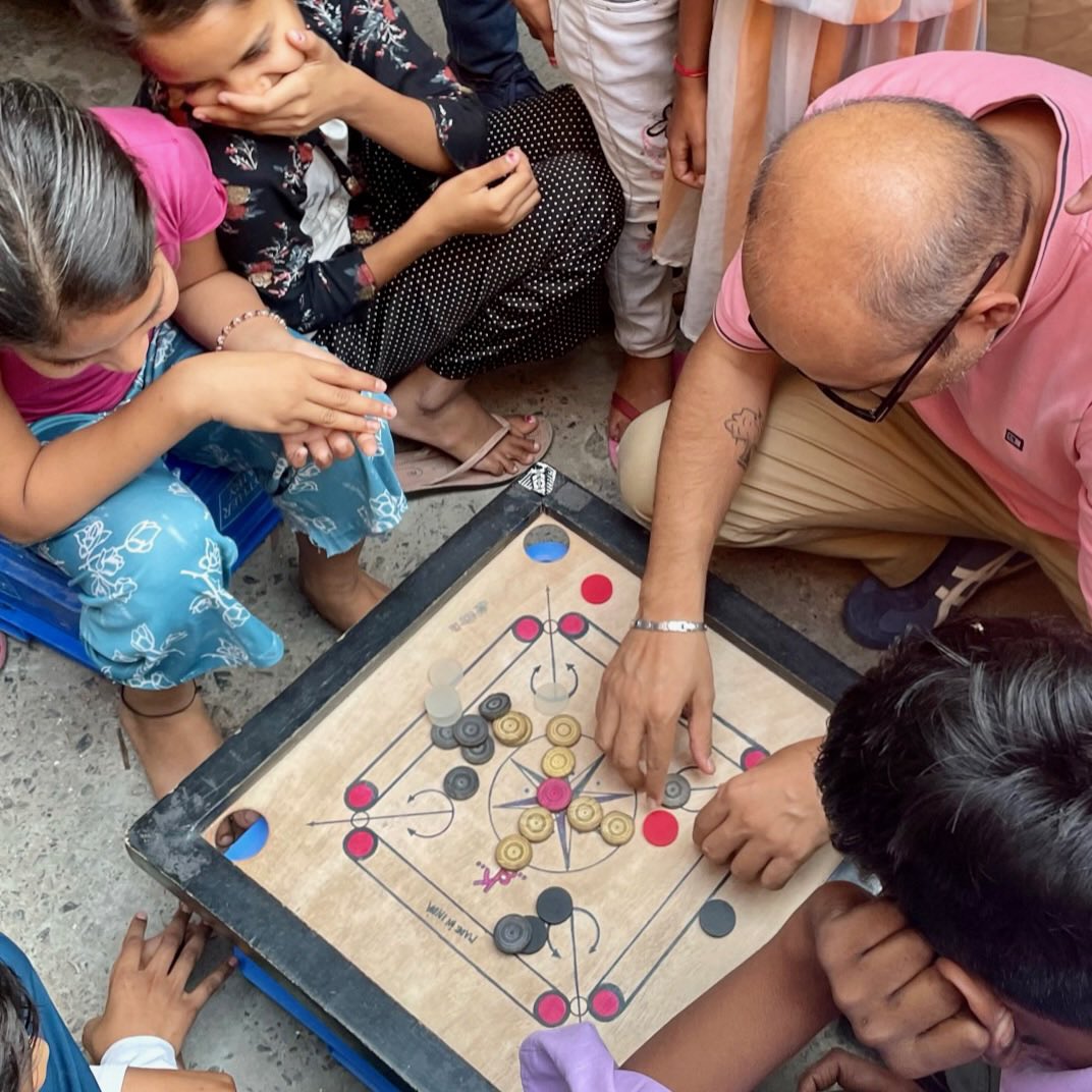 dilipkpandeyofc's tweet photo. नन्हें मुन्ने राही, देश के सिपाही ! ❤️
.
.
.
#leaders #children #sharingjoy #happiness #future #progressivefuture https://t.co/IRFUd5GKwe