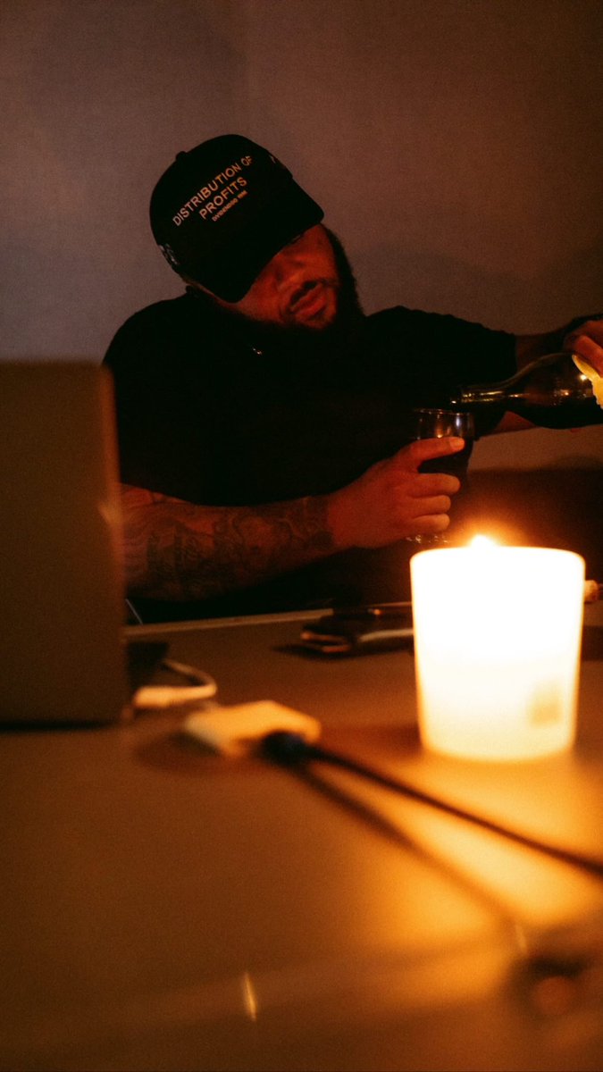 DaBoyDame's tweet photo. Special hoursโฆ #AlbumDone #PlayTooMuch #CMG #DefJam https://t.co/tSEVgrqq3E