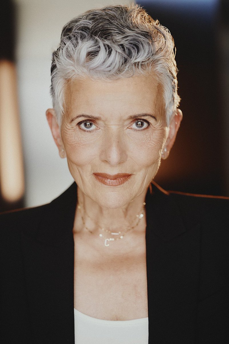 For many of us, consciousness of how our childhood experiences formed our limbic system unlocks otherwise I achievable levels of happiness.