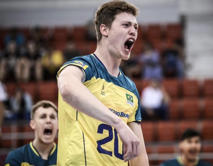 _EliteDoVolei's tweet photo. Hoje um menino de 16 anos saiu do banco e trouxe uma vitória de 3-0 para o seu país sendo peça fundamental no momento mais importante do jogo. 

Mas hoje eu também vi um outro rapaz de 19 anos ser ignorado no banco mesmo com os ponteiros do seu país fazendo 0 pontos em 4 sets. https://t.co/OHVljUzfwL