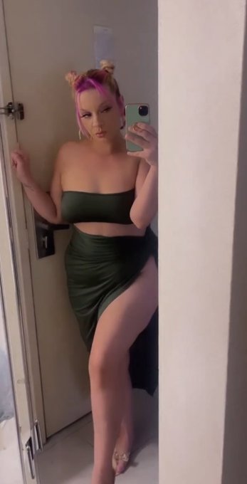 Okk Been banned for months so let&rsquo;s try again #snapchat #addme #contentcreator  sky_rain1660 https://t<a href="/tag/snapchat"class="tags"><span>#snapchat</span></a><a href="/tag/addme"class="tags"><span>#addme</span></a><a href="/tag/contentcreator"class="tags"><span>#contentcreator</span></a>