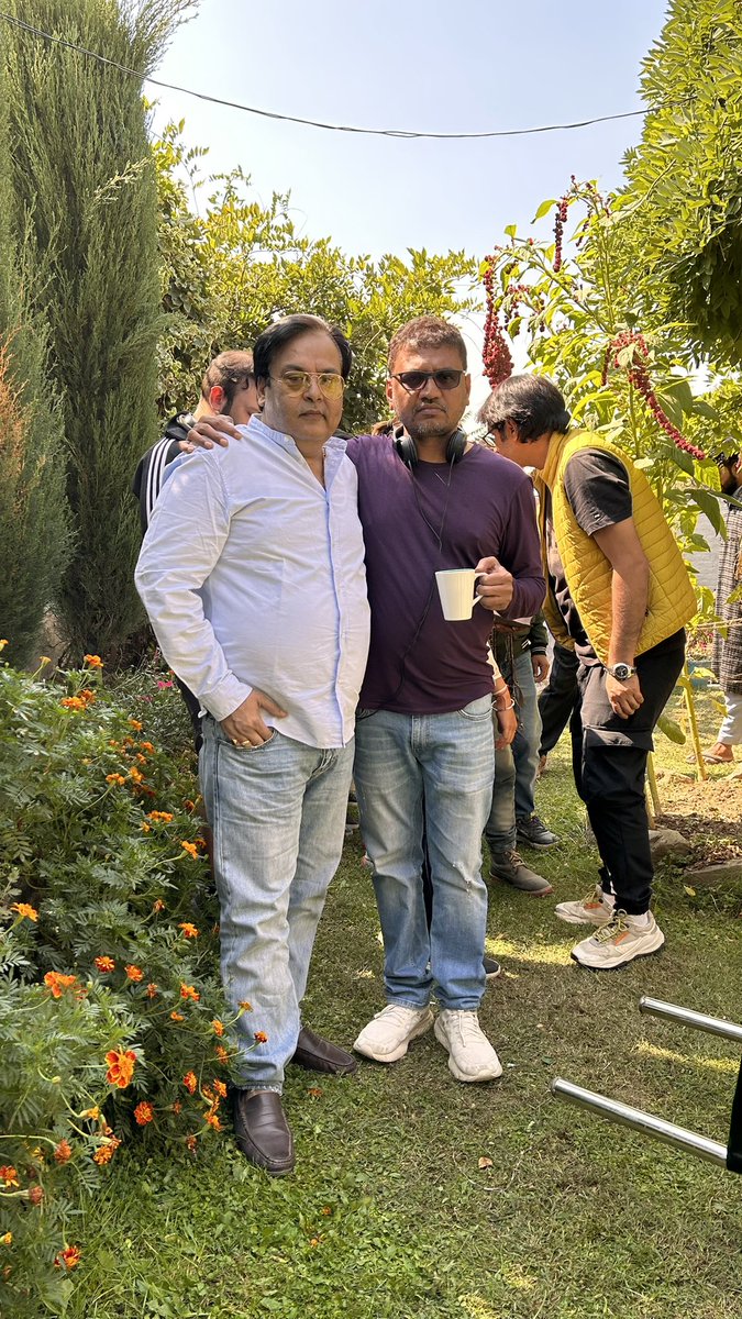 With @IAmSudhirMishra and @ENiwas in Srinagar on location shoot of #Tanaav season 2! @ApplauseSocial @SonyLIV @nairsameer! Its a tough shoot but only a maverick film maker like Sudhirji can do it!!!!