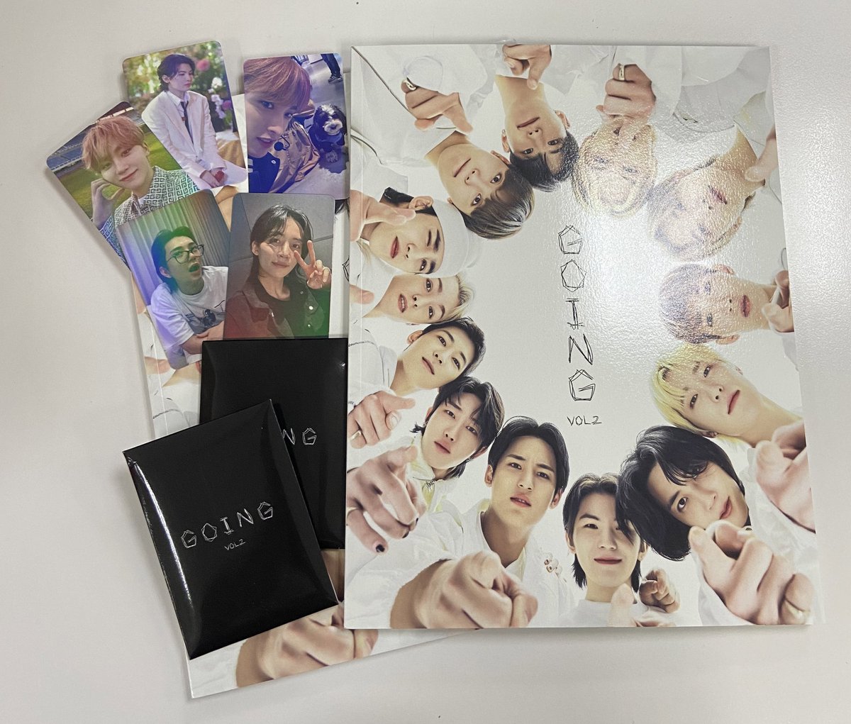 akosiunicahija's tweet photo. thank you malala, @KPOPLCPH sa napakasmooth na transaction from availment to delivery. 🥰 d namin naramdaman yung tagal ng order(sa dami ding iniisip. Haha). 

P.S. this is my first official SVT merch as a baby carat 💙 love it so much 🥹🫶🏼 #SVT #GoingMagazineVol2 #Going #ph https://t.co/QVliCULPmE