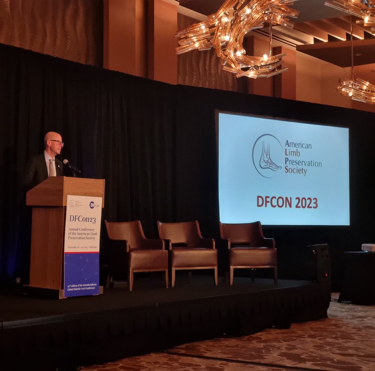 hey_eamonn's tweet photo. Had an unbelievable time at #DFCon23! Great talks, novel ideas, and a community looking to collaborate to make a genuine difference. What more could you ask for! I'm looking forward to following up all the yarns 🦶  @ALPSlimb @QUT @FulbrightAUS @FulbrightPrgrm @DGArmstrong #dfu https://t.co/UUkVlAFj8q