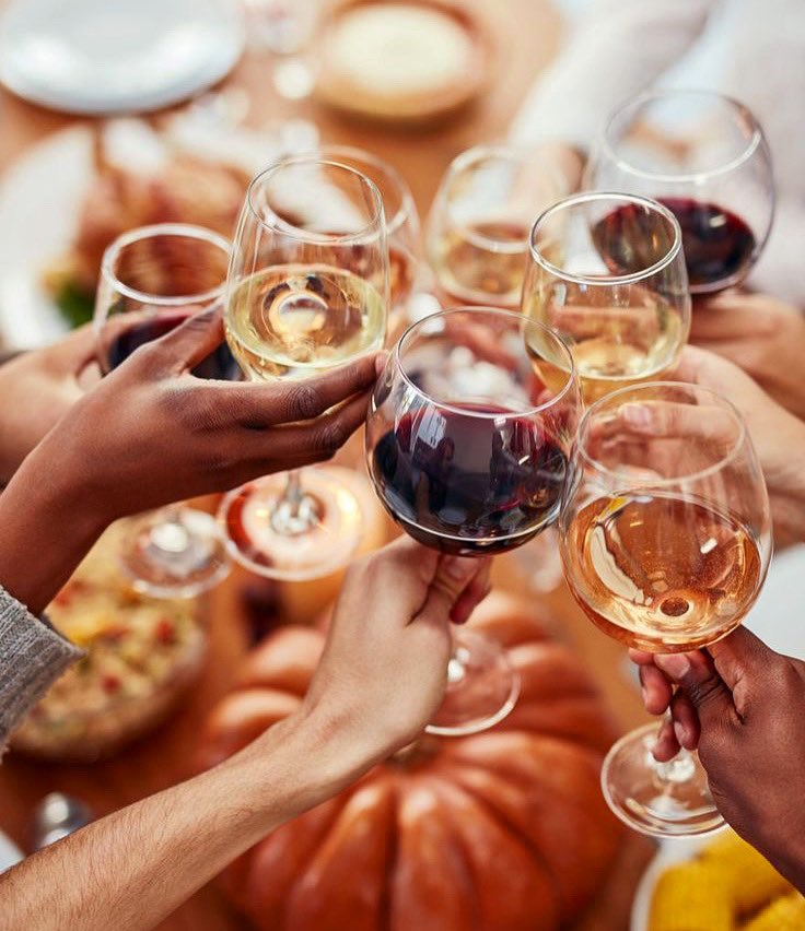 EuniceWinery's tweet photo. ✨🍷✨ #Pumpkin Season!! 
#PurposeWine #Chiweshe #ChiwesheCollection #love #hugs #eunicechiweshegoldsteinwinery #winery #entrepreneur   #firstblackfemalewineryowneroregon #firstblackfemalewinemakeroregon https://t.co/AGrOZlfGO8