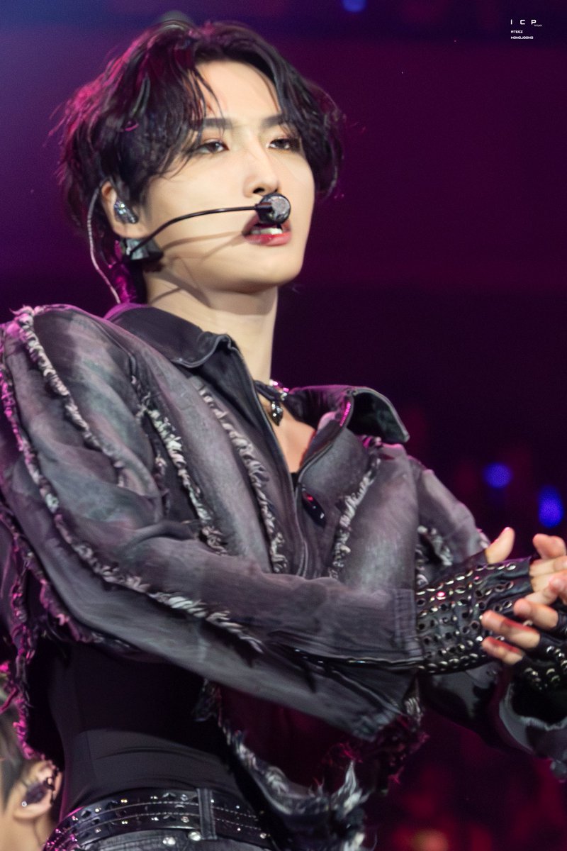 honicpatz's tweet photo. 📸 🐿231003 인기가요  도쿄
INKIGAYO LIVE in TOKYO　HQ

맏즈 🤍🖤

#ATEEZ #에이티즈 #HONGJOONG 
#홍중  #김홍중  #성화 #박성화 #SEONGHWA #맏즈 #MATZ
#INGALIVE https://t.co/WAfhaYqMLl