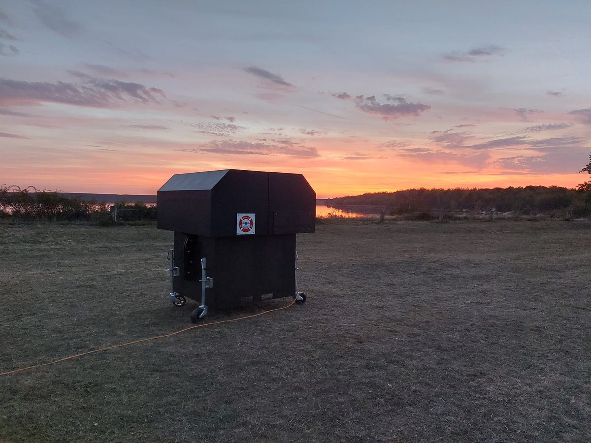 Setup intelligenter #Dronehanger für #Wasserrettung 🙂