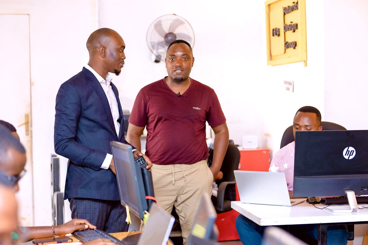 bigwijohn's tweet photo. Last we had an opportunity to receive #LeadwithYes Team @fdg_africa Discussing how young generation can learn from the seniors and experienced through #mentorship programs,exchange skills across Africa empower and reduce the search for greener pastures on other continents.#Rwanda https://t.co/ZZKG2rDL8W