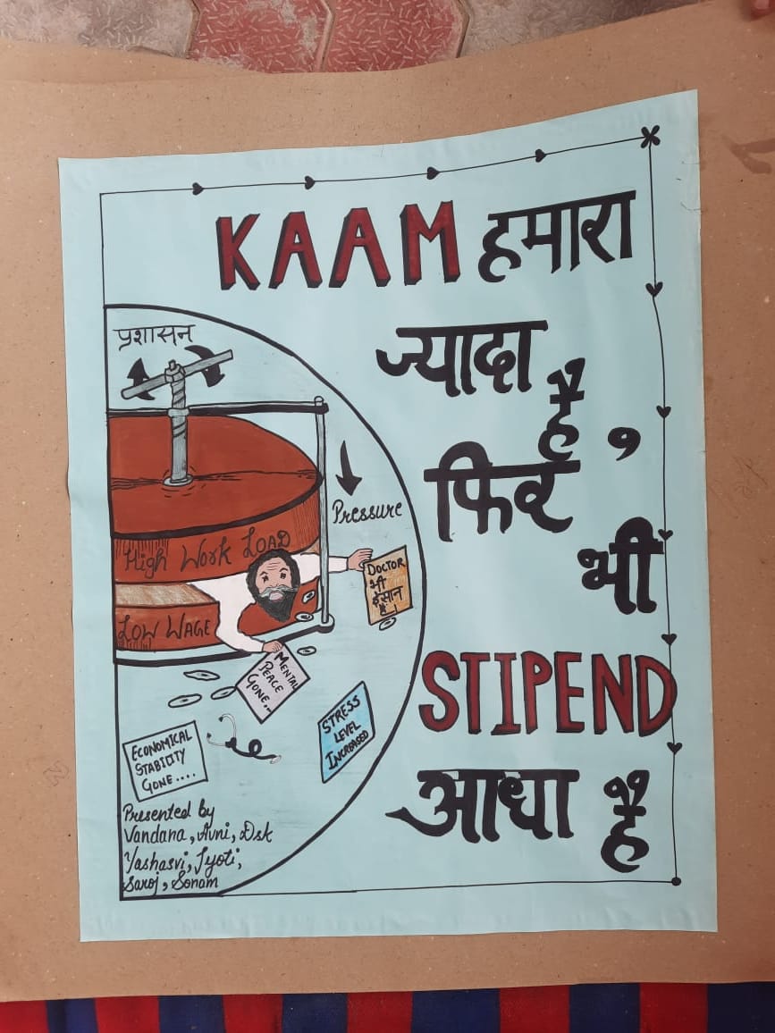 13_dusaini's tweet photo. निजी संस्थान की तरह छात्रों से भारत में सबसे ज्यादा फीस वसूली करती है राष्ट्रीय आयुर्वेद संस्थान।लेकिन छात्रों के उचित स्टाइपेंड की मांग पर कुलपति और केंद्र सरकार चुप्पी क्यों साध लेते है।#Nia_stipend
@DainikBhaskar @moayush 
@sarbanandsonwal @vaidyakotecha 
@DrMunjparaBJP
@ndtv https://t.co/eBDE3GZZbw