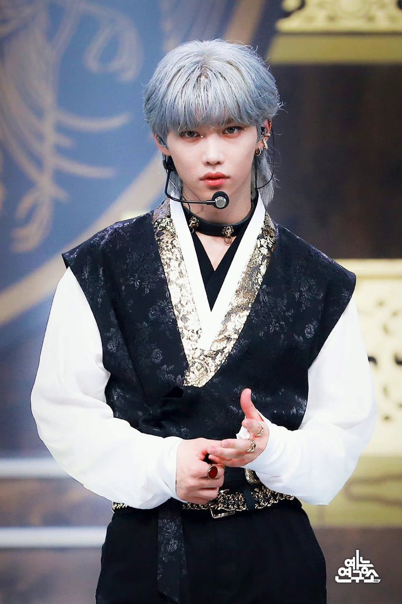 CCC_hly's tweet photo. #Felix #LeeKnow #StrayKids
#믾필  #민휠 #냥냥라차 
#minlix #ミノピリ #straykidsfanarts https://t.co/mHK8TyGoHf