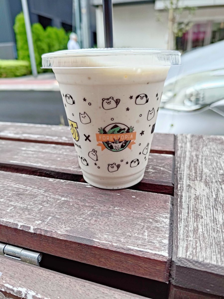 forestopia_dp's tweet photo. 📢そんなバナナコラボレポートその1🍌
コラボカップの頼み方をご紹介!
店員さんに
「コラボカップでバナナジュースください🙋♂️」
と伝えればOKです!
こだわりの🍌バナナジュース🍌をお試しください!
詳細はコチラ👇
https://t.co/LMEo8sN74A
#フォレストピア #FORESTOPIA #そんなバナナ https://t.co/1KcuTydAa3