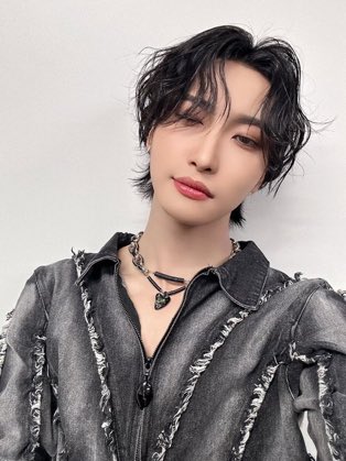 all of the awful things men have done to me is made up for by the fact park seonghwa is living and breathing