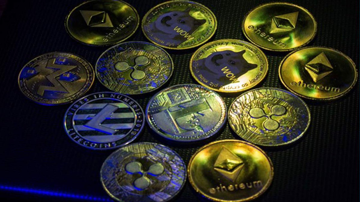 arzex_io's tweet photo. این ۵ #آلت_کوین را در ماه اکتبر زیر نظر داشته باشید!

#اتریوم (ETH)، #فلر (FLR)، #اپتیمیسم (OP)، #هدرا (HBAR) و #رادیانت (RXD)، آلت‌کوین‌هایی هستند که پیشرفت‌های جالبی در ماه اکتبر دارند که می‌تواند بر قیمت آنها تأثیر بگذارد.

در این مورد بیشتر بخوانید:
🔗 https://t.co/g7no7CxQsx https://t.co/Vyl8XvbumR