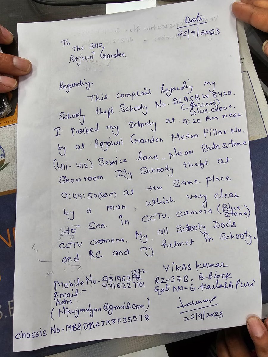 NIKUNJ_MALYAN's tweet photo. @DelhiPolice no action has been taken yet, it's more then a week now, in one week 4 different IO's have been assigned to the case, but investigation is stand still. Please help
@PMOIndia 
@ArvindKejriwal 
@DelhiPoliceCom1 https://t.co/JQ9HZfJb2q