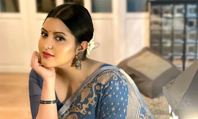 নতুন ওয়েব সিরিজে পরীমনি