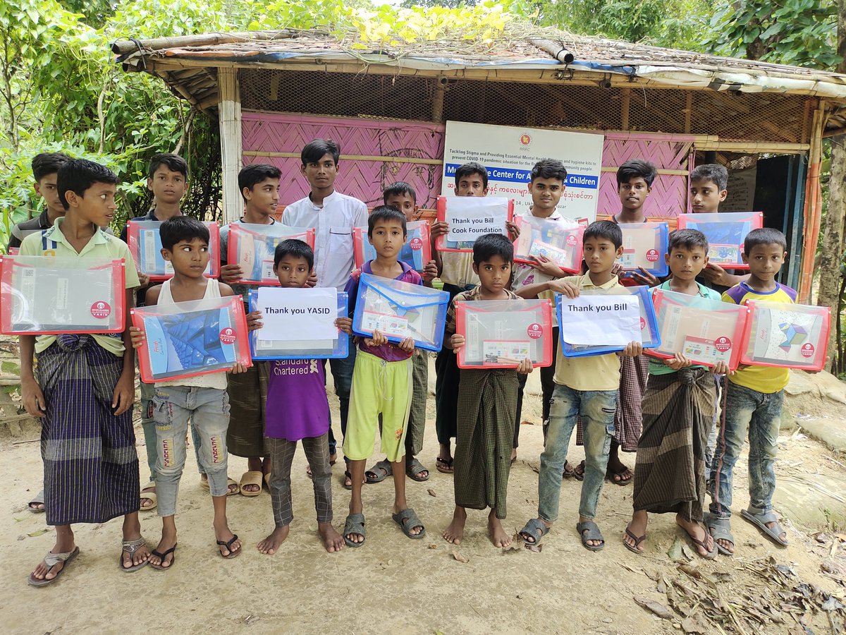 HamidKysar's tweet photo. English is the global lingua franca, enabling people to communicate across borders.Our Rohingya adolescent received thier spoken english class supplies the day yesterday #Yasid #billcookfoundation #educationmatters #qualityeducation #SDG4QualityEducation #Rohingya #children https://t.co/iRE8YFN2th