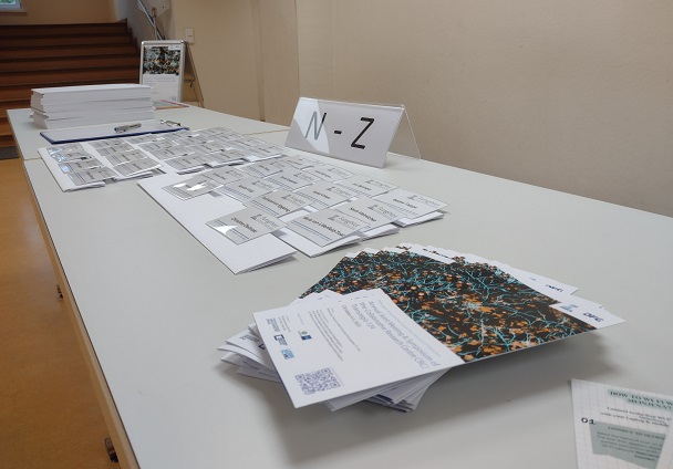 TRR_FungiNet's tweet photo. The #FungiNet Annual Meeting & Symposium started today! We're looking forward to interesting talks, discussions, and insights from our awesome keynote speakers Prof. N. Gow @neil_gow, Prof. D. Underhill and Dr. R. A. Drummond @theRAD_lab https://t.co/GzQ1IRwrYn