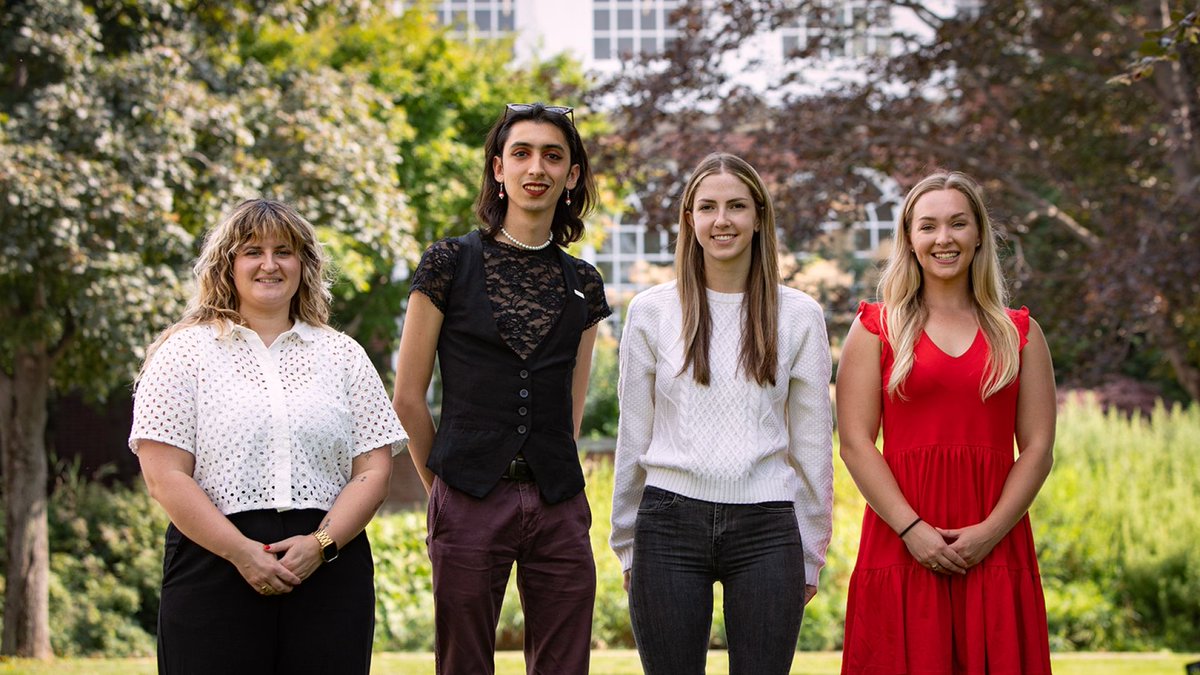 Congratulations to 6 StFX students who received the Irving Oil Research Mentorship Award. The award includes an $8,000 research grant and 14 weeks of employment at StFX stfx.ca/news/Irving-Oi…