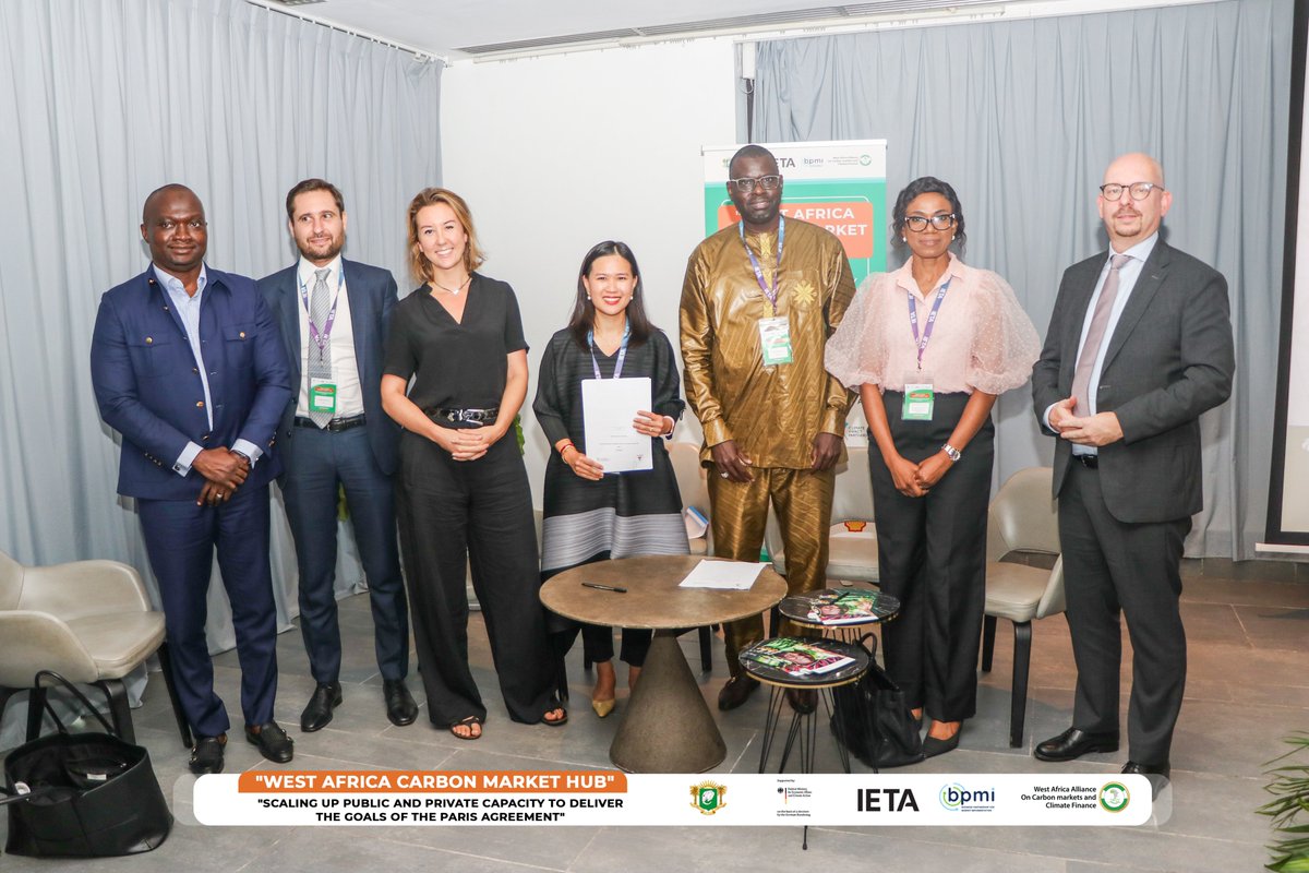 4africalliance's tweet photo. In a significant move towards promoting sustainable agriculture, carbon sequestration, and climate finance in West Africa, Coöperatieve Rabobank and the West @4africalliance  have joined hands in a strategic partnership. https://t.co/W5VTJBPSsv https://t.co/jop2Z4BJLN