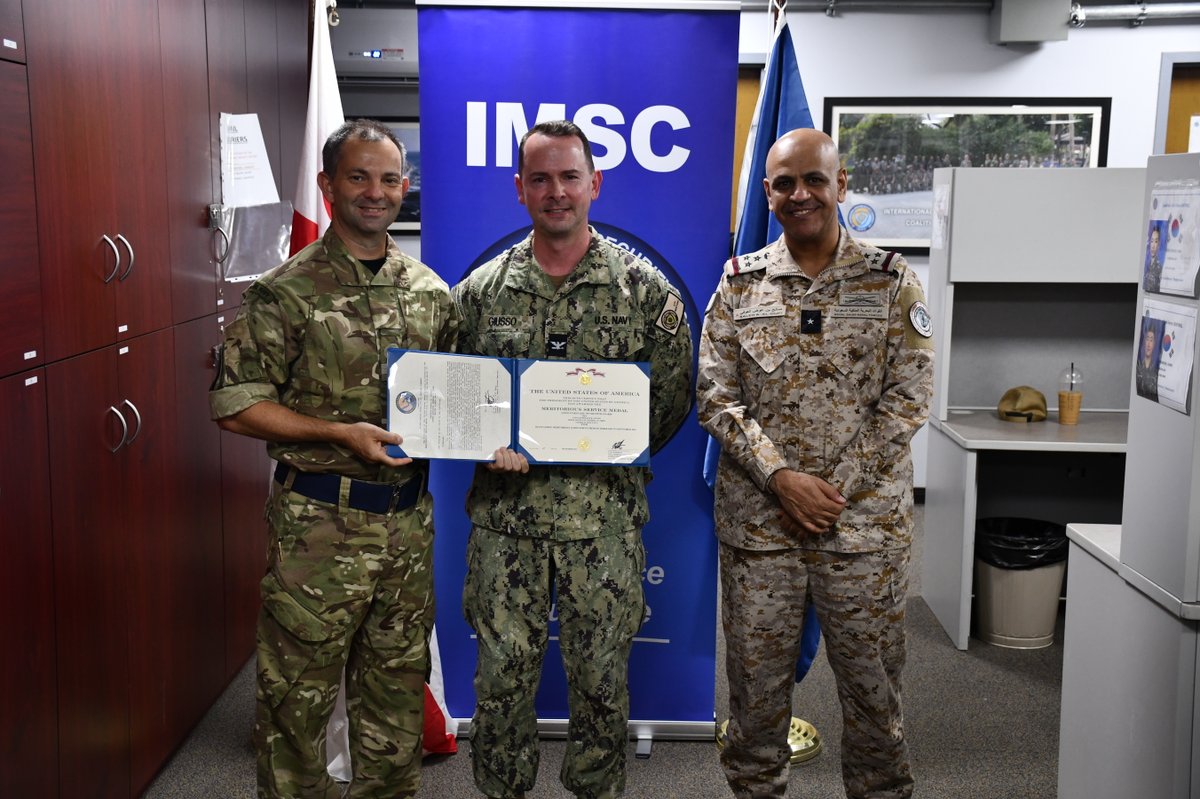 Fair winds and following seas to our staff judge advocate, 🇺🇸 CAPT Ron Giusso! Captain Giusso has provided IMSC and CTF Sentinel with sage legal guidance throughout his many months of service at our multinational headquarters. Thank you!